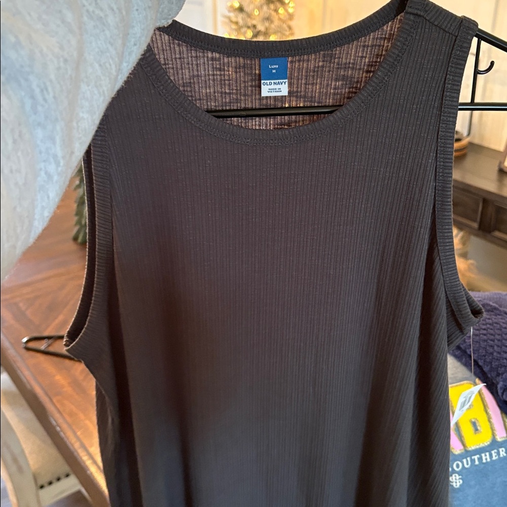 Old Navy Tank